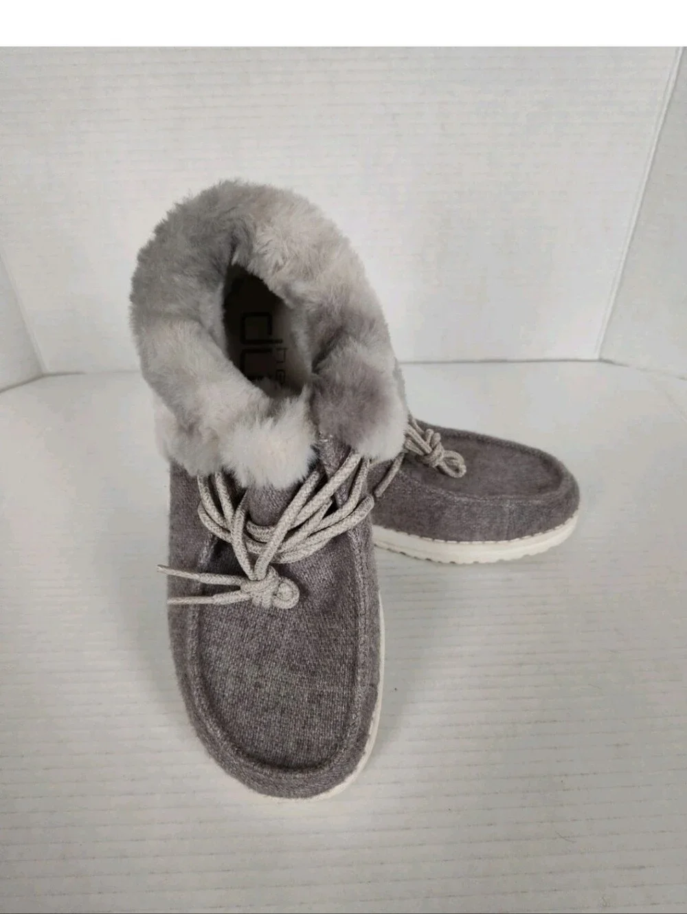 Hey Dude Britt Youth Faux Fur Ankle Boots size Y4 - L5  Gray Shoes Booties